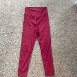 Women’s Aerie pink leggings